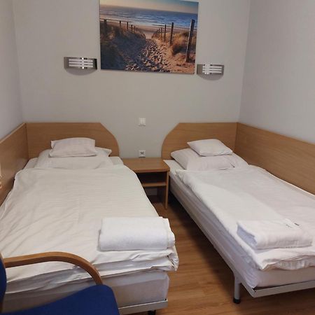 科莫特汽车旅馆 Przeźmierowo 外观 照片