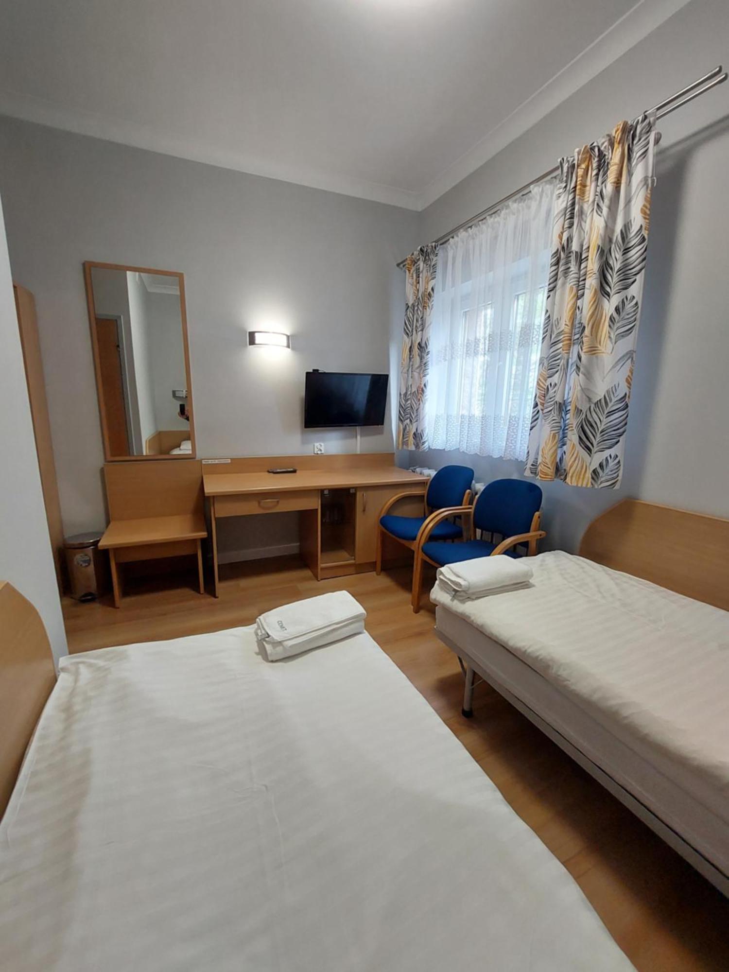科莫特汽车旅馆 Przeźmierowo 外观 照片