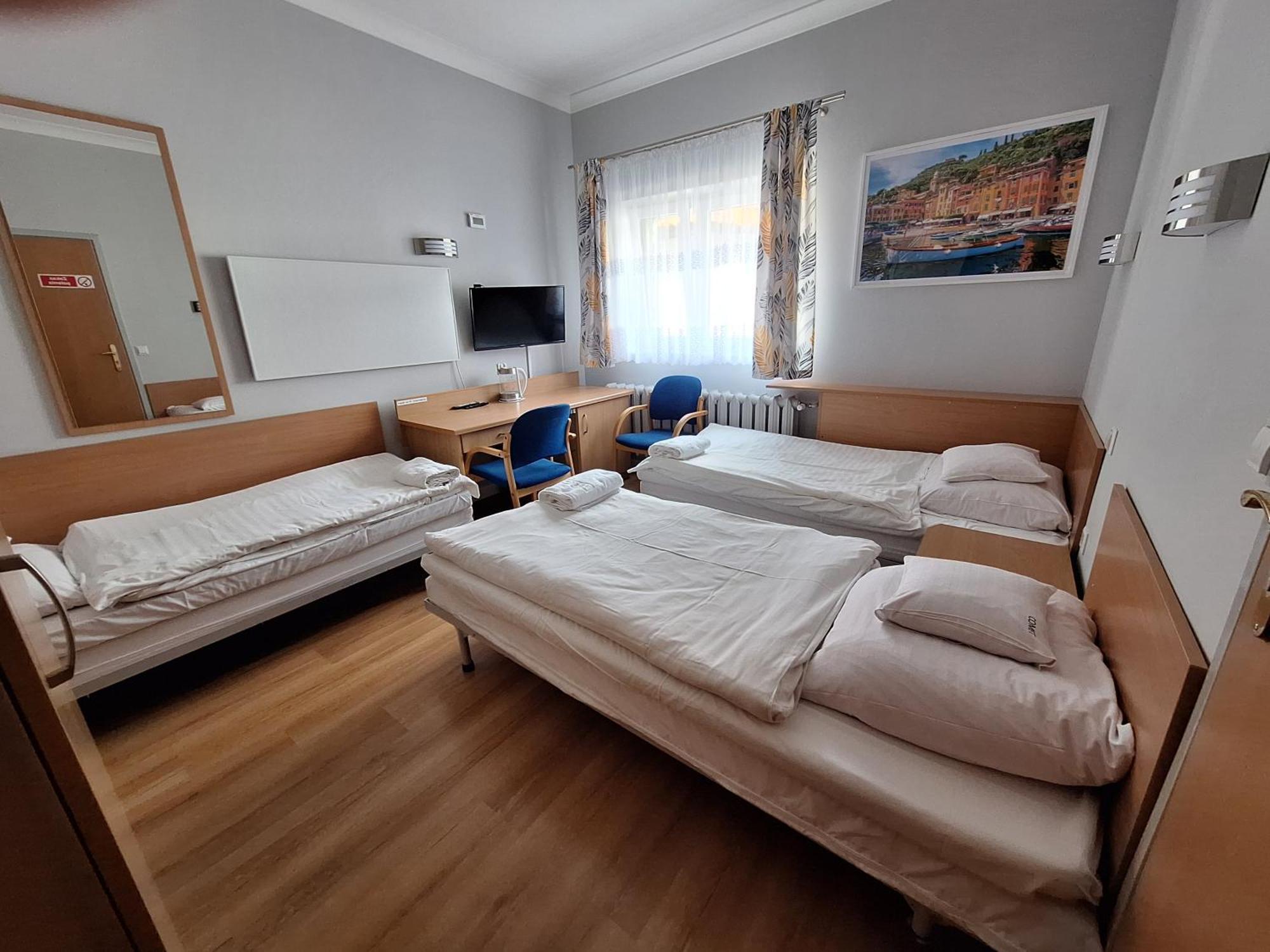 科莫特汽车旅馆 Przeźmierowo 外观 照片