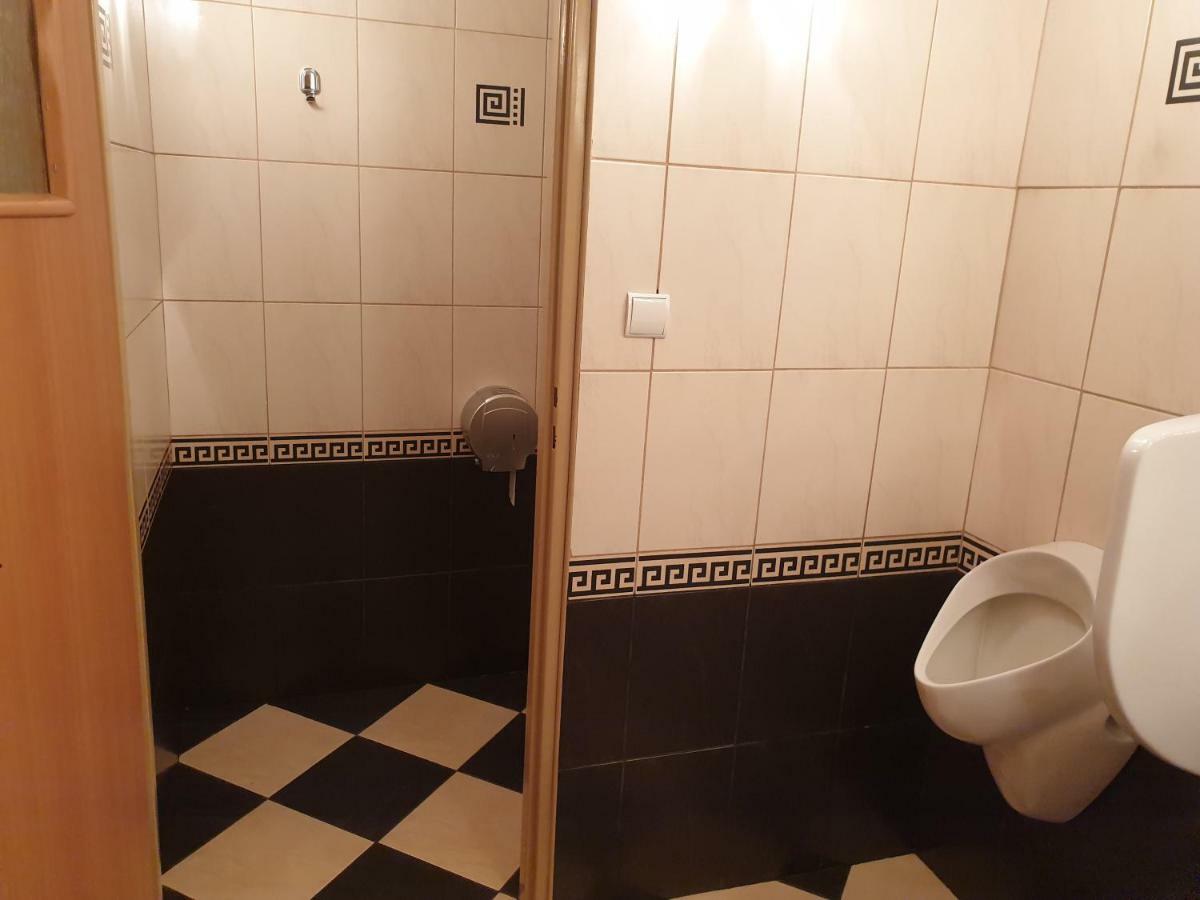 科莫特汽车旅馆 Przeźmierowo 外观 照片